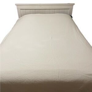 White Project 62 + Nate Berkus King size Duvet w/zipper textured cotton